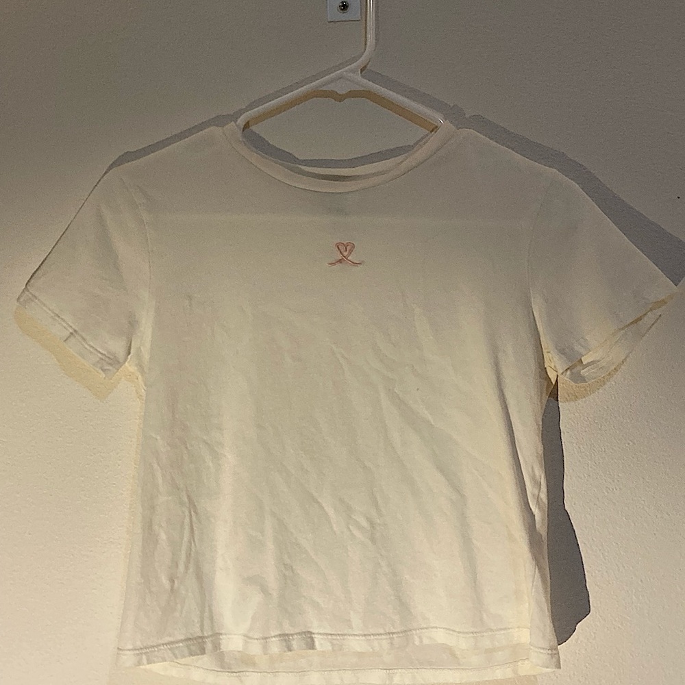 I am selling a crop t-shirt from H&M